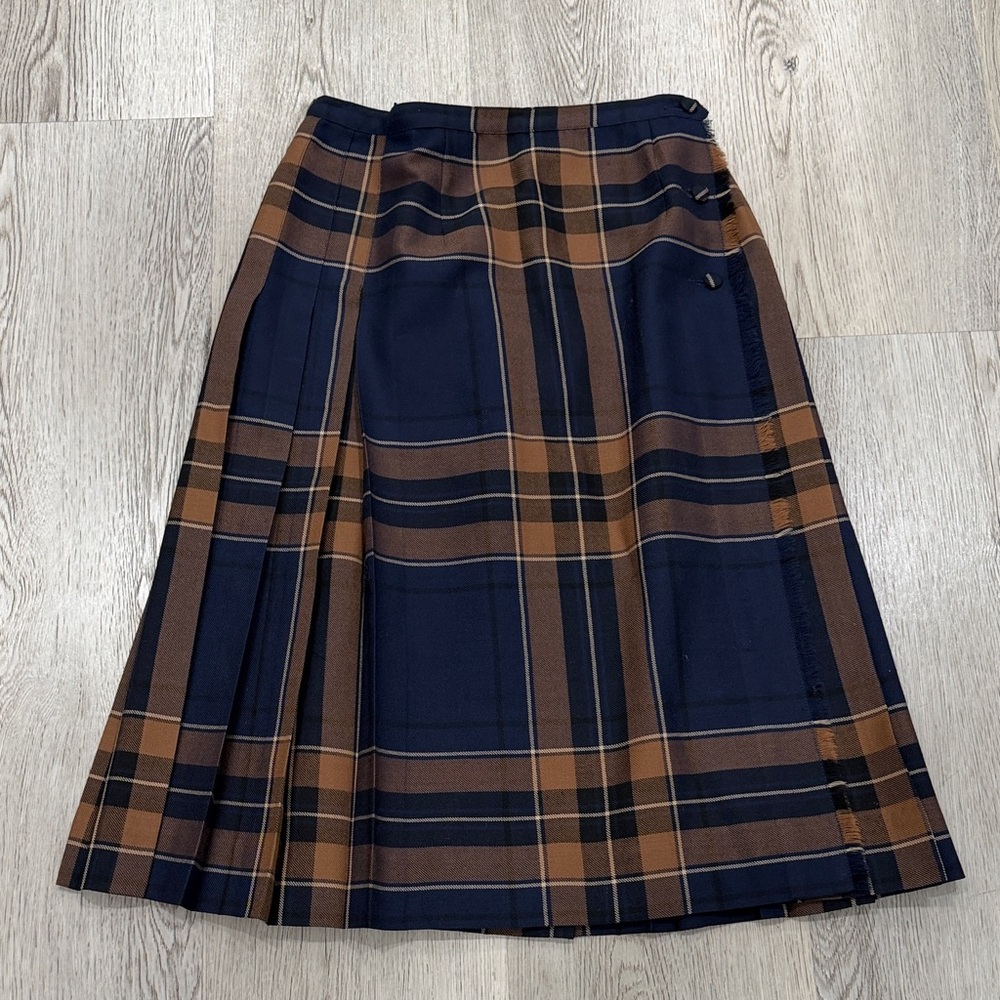 Aljean vintage skirt Plaid Skirt in Navy and Brown